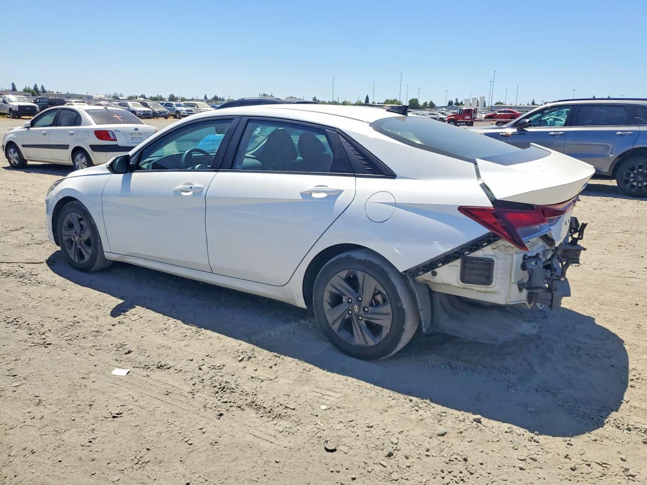 2023 Hyundai Elantra, Sel