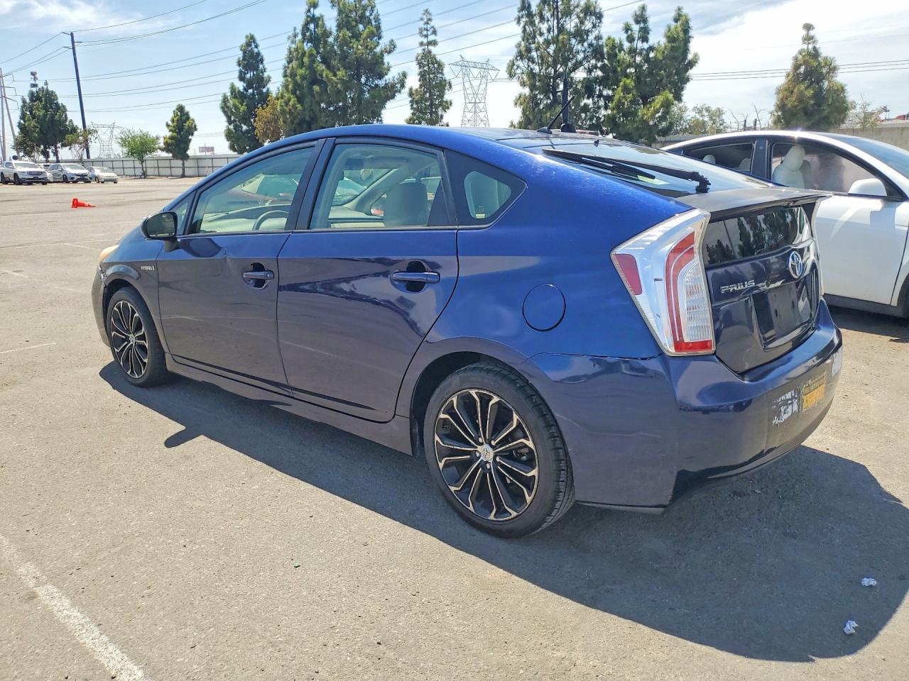 2015 Toyota Prius, Two