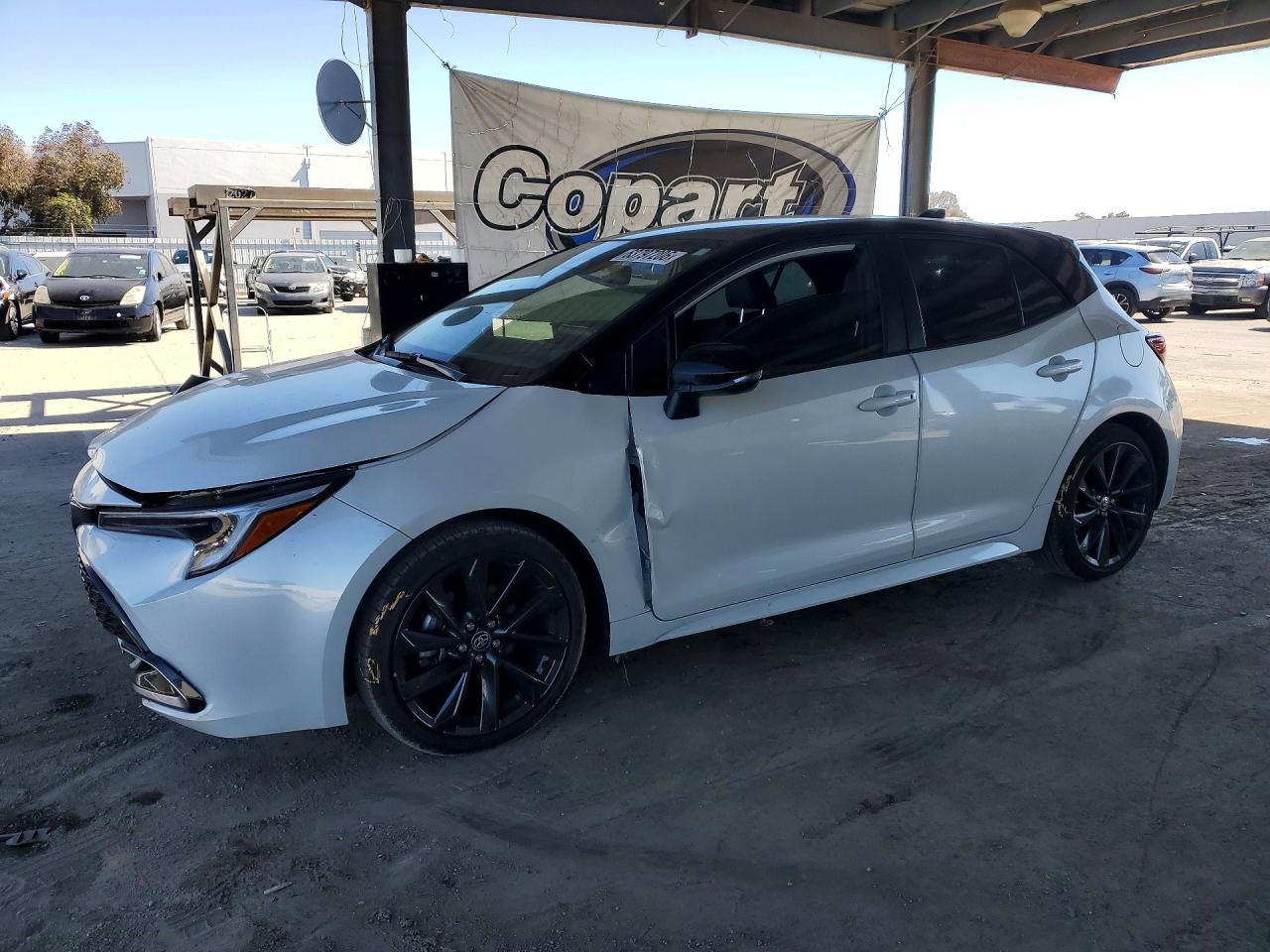 2025 Toyota Corolla, Xse