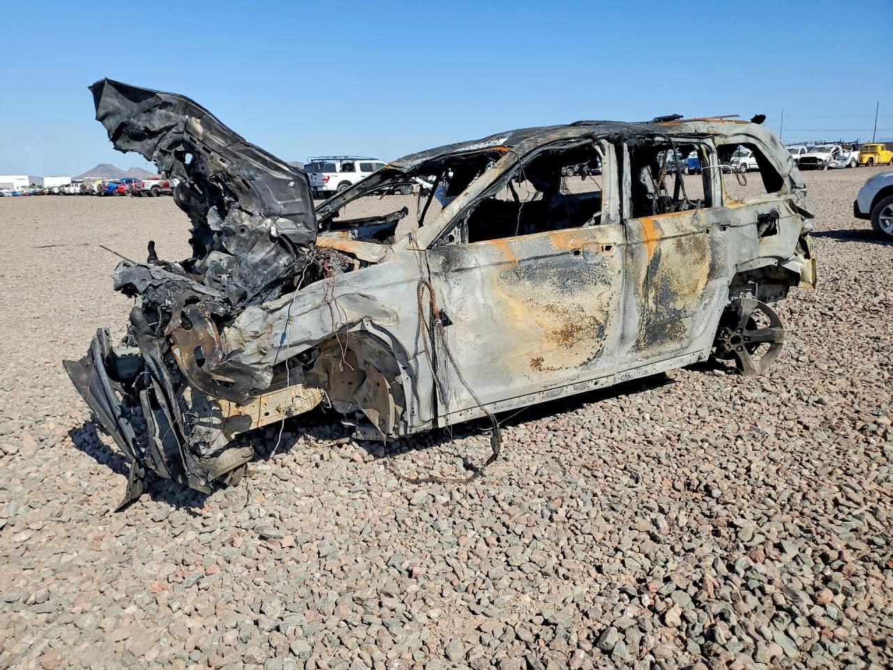 2023 Jeep Grand Cherokee, Laredo