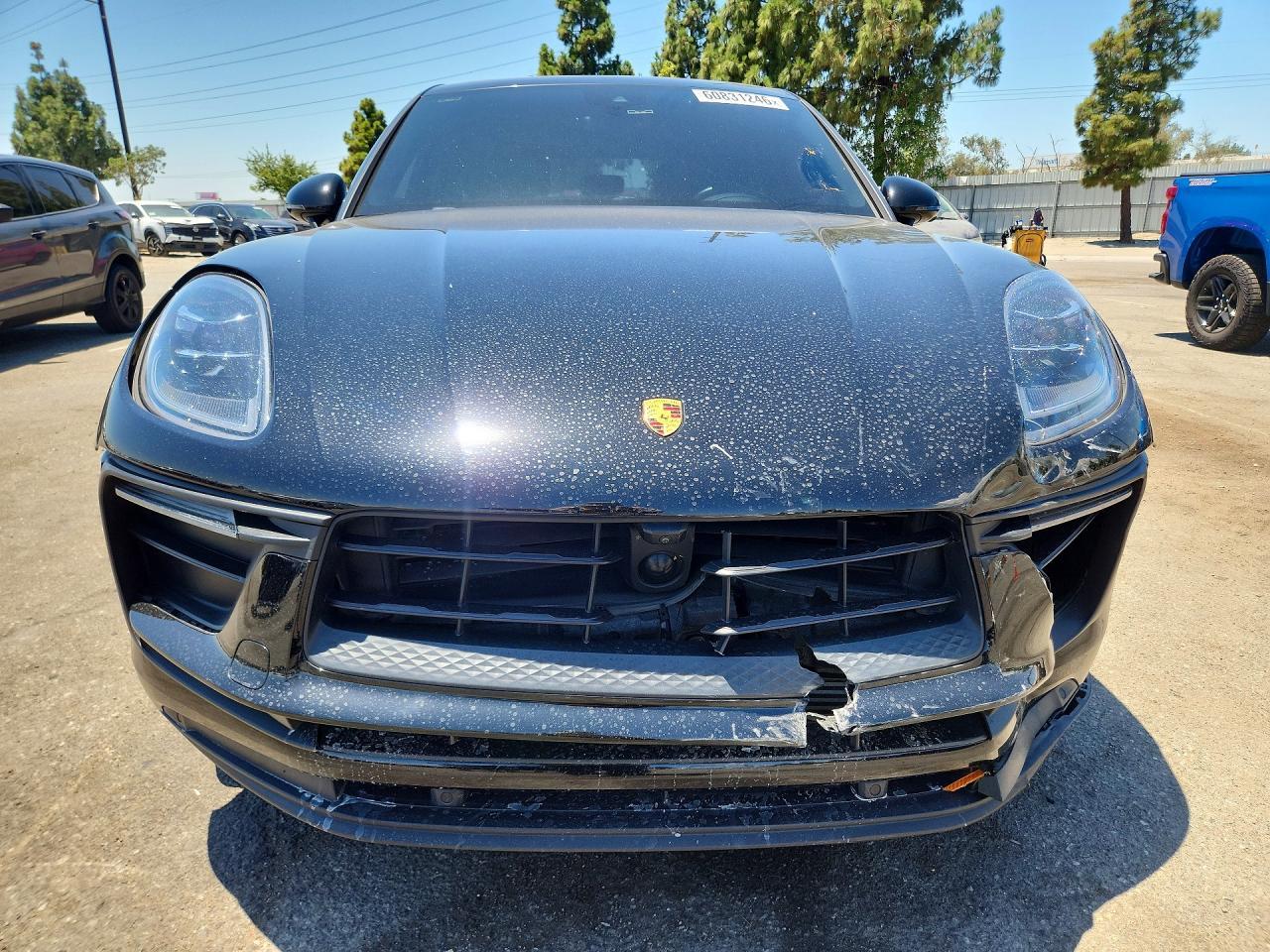 2023 Porsche Macan, Base/T