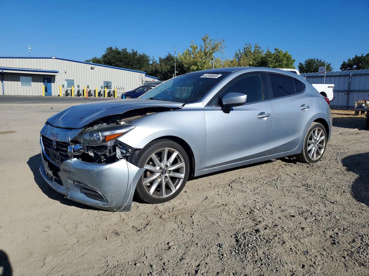 2017 Mazda 3, Touring