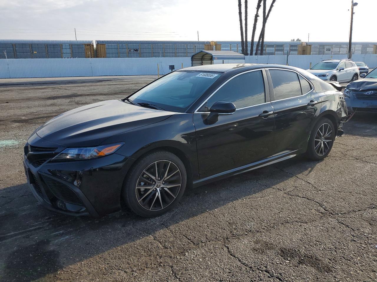 2023 Toyota Camry, SE