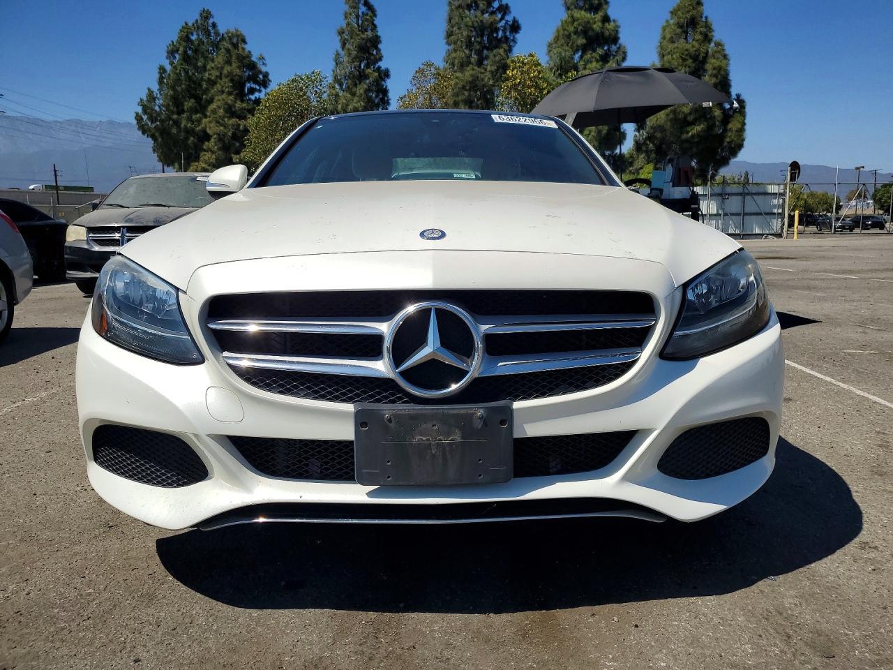 2015 Mercedes-Benz C-Class, 300