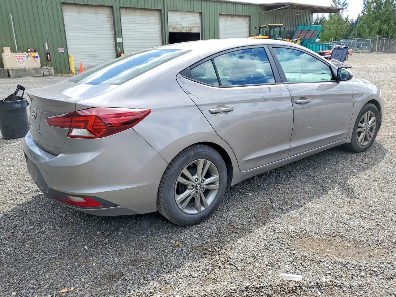2020 Hyundai Elantra, SE