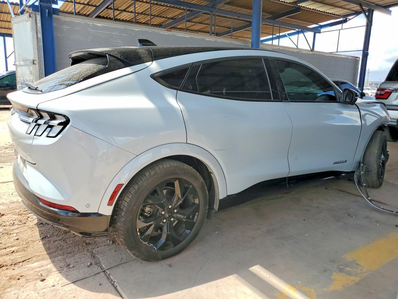 2022 Ford Mustang, Premium
