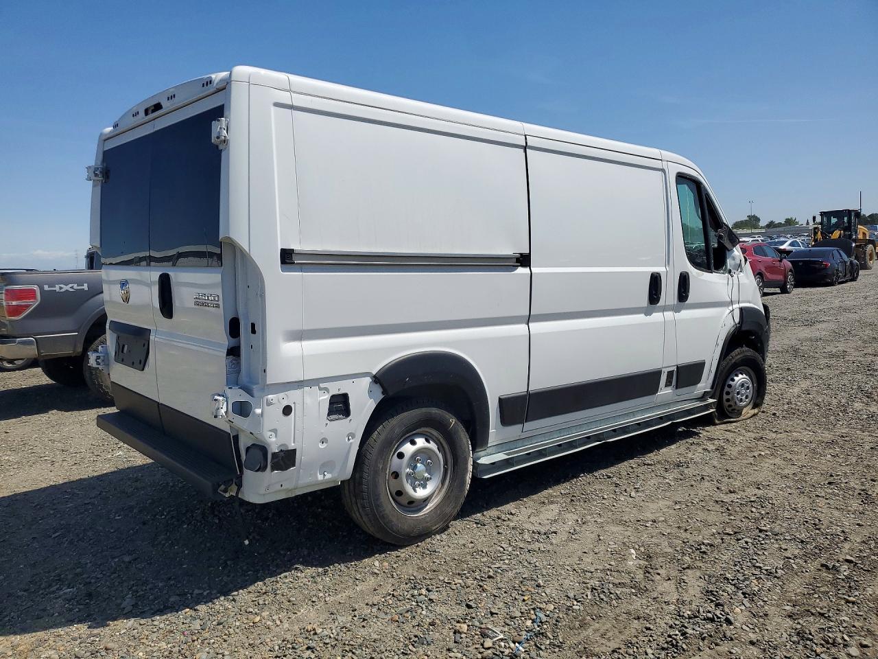 2025 RAM Promaster, 1500 High