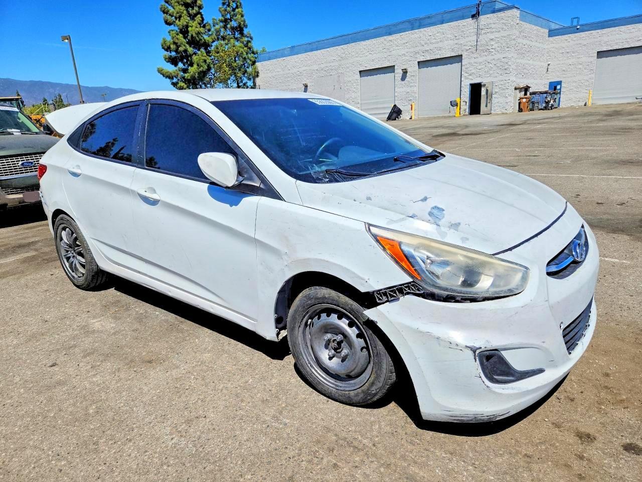 2016 Hyundai Accent, SE