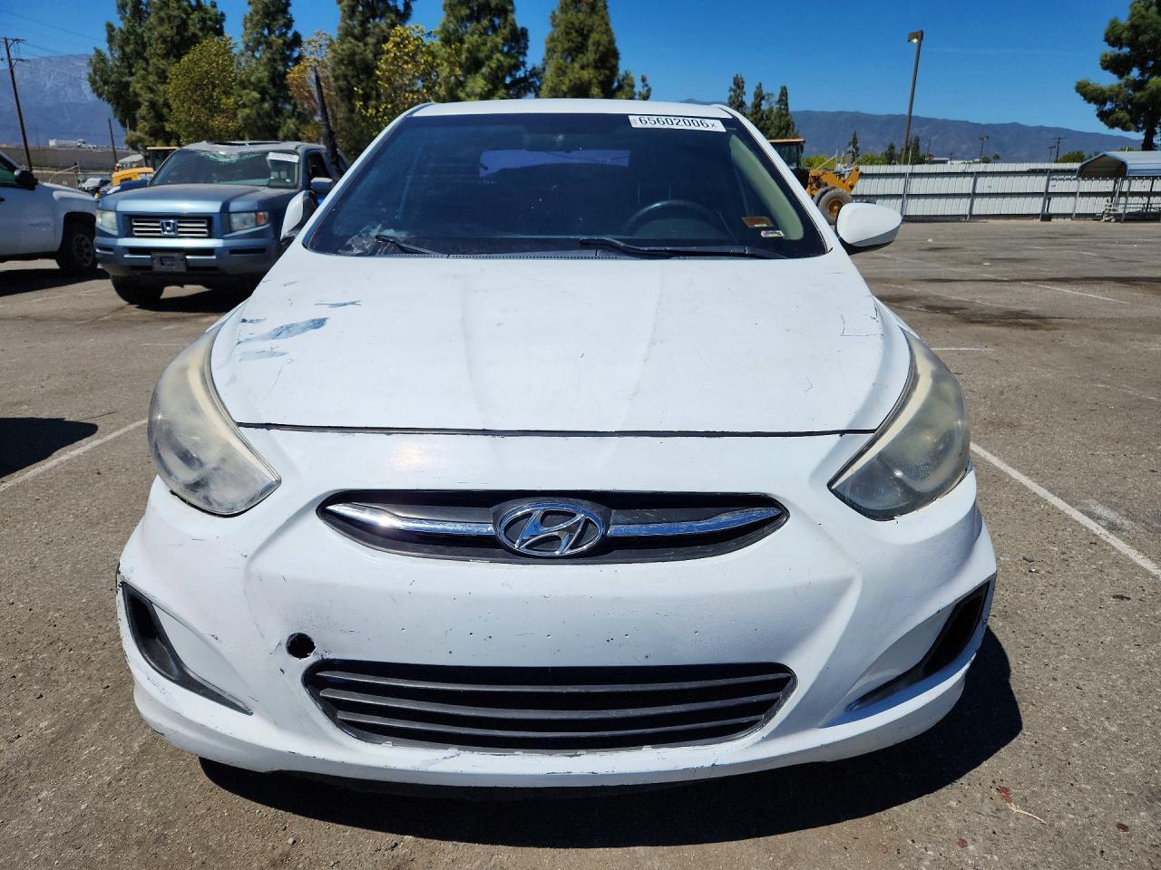2016 Hyundai Accent, SE