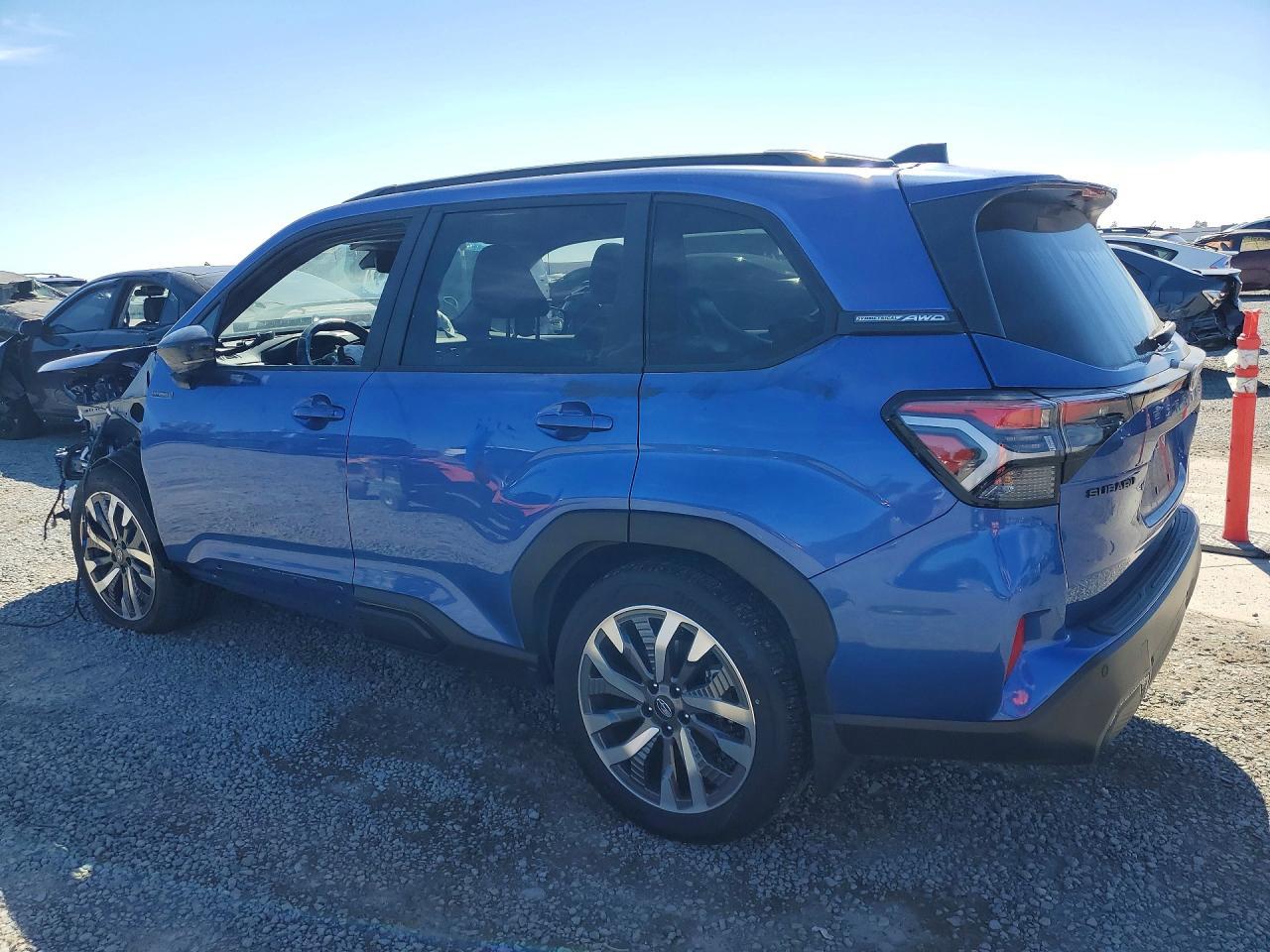 2025 Subaru Forester, Touring