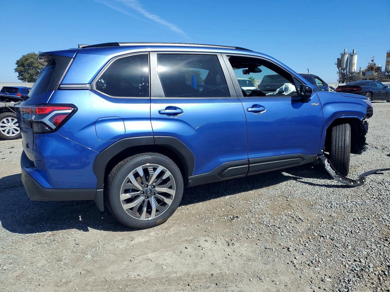 2025 Subaru Forester, Touring