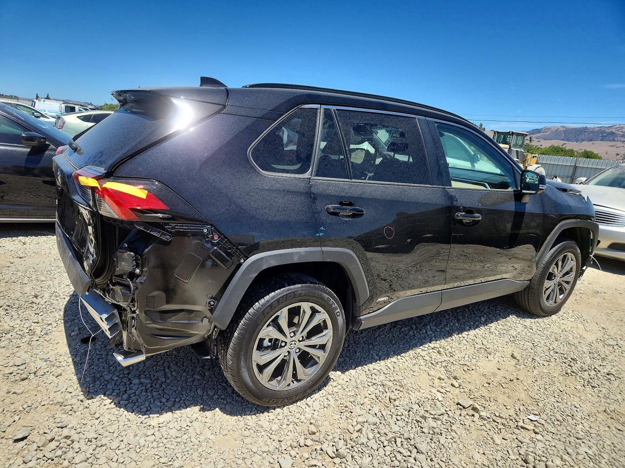 2025 Toyota RAV4, Xle Premium