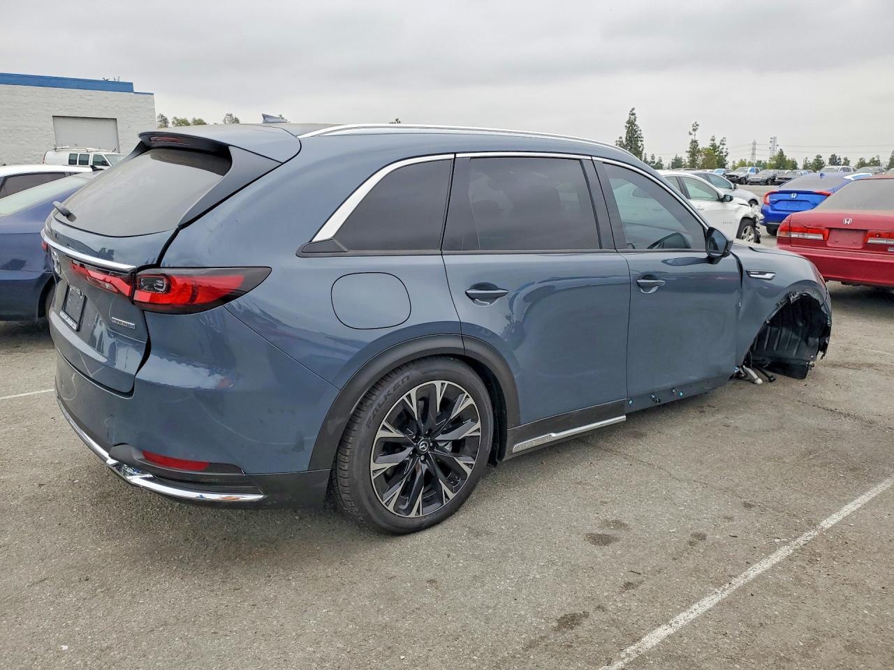 2026 Mazda CX-90, Premium Plus