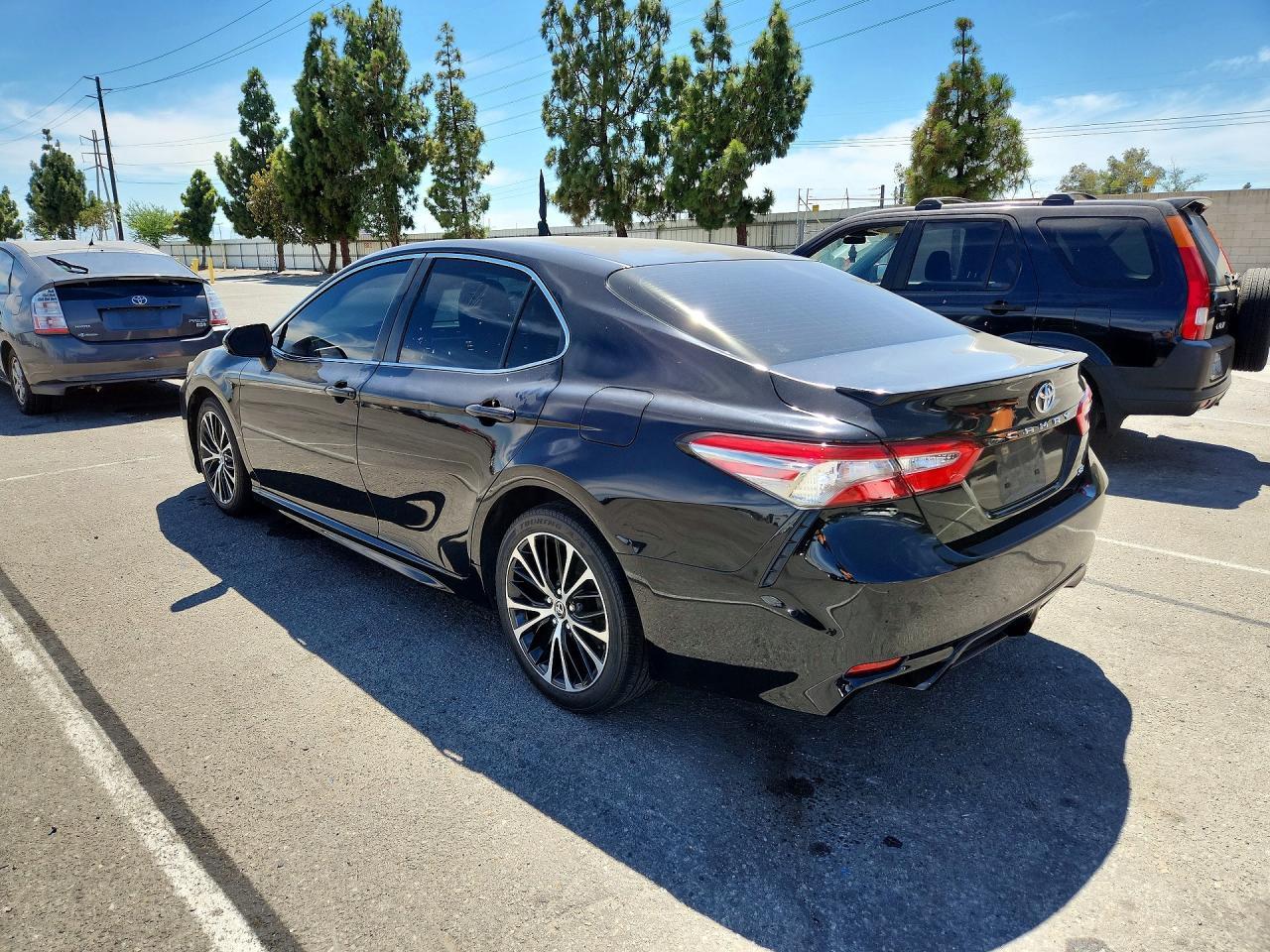 2018 Toyota Camry, SE