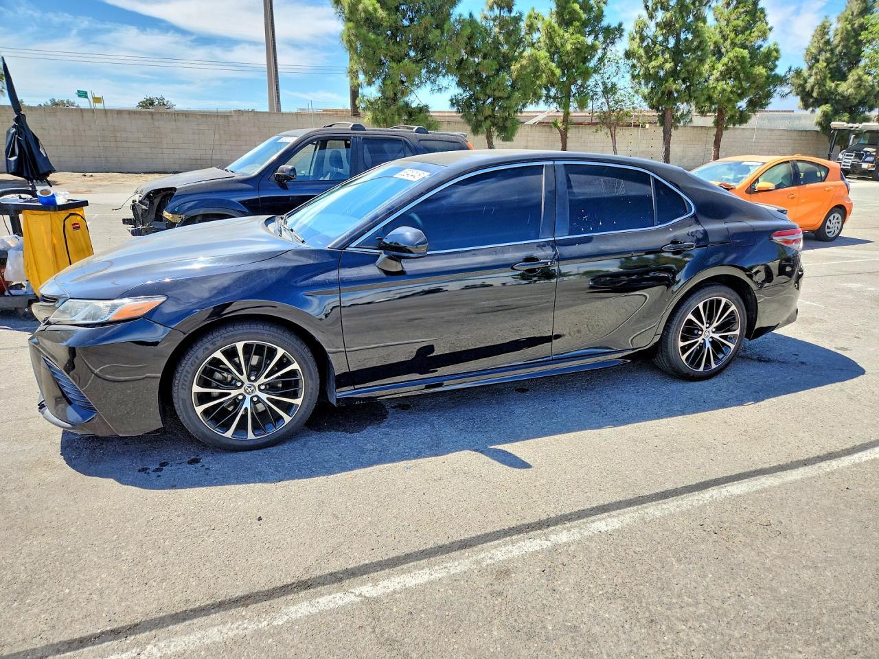 2018 Toyota Camry, SE