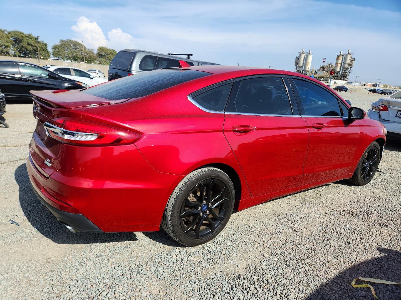 2020 Ford Fusion, Police Resp...