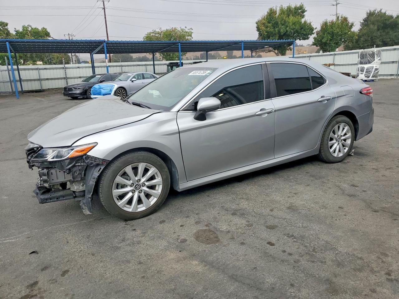 2020 Toyota Camry, LE