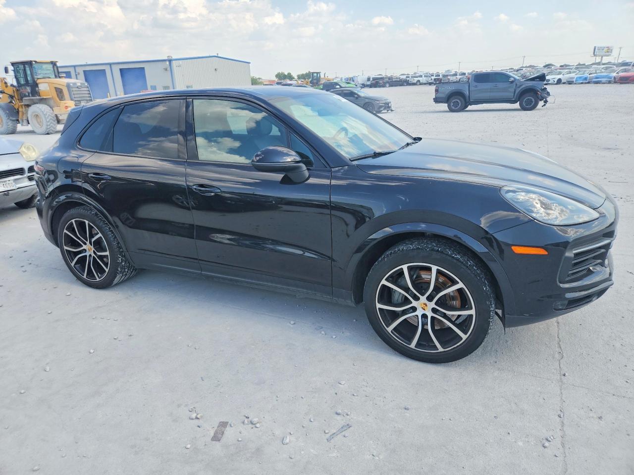 2019 Porsche Cayenne, S
