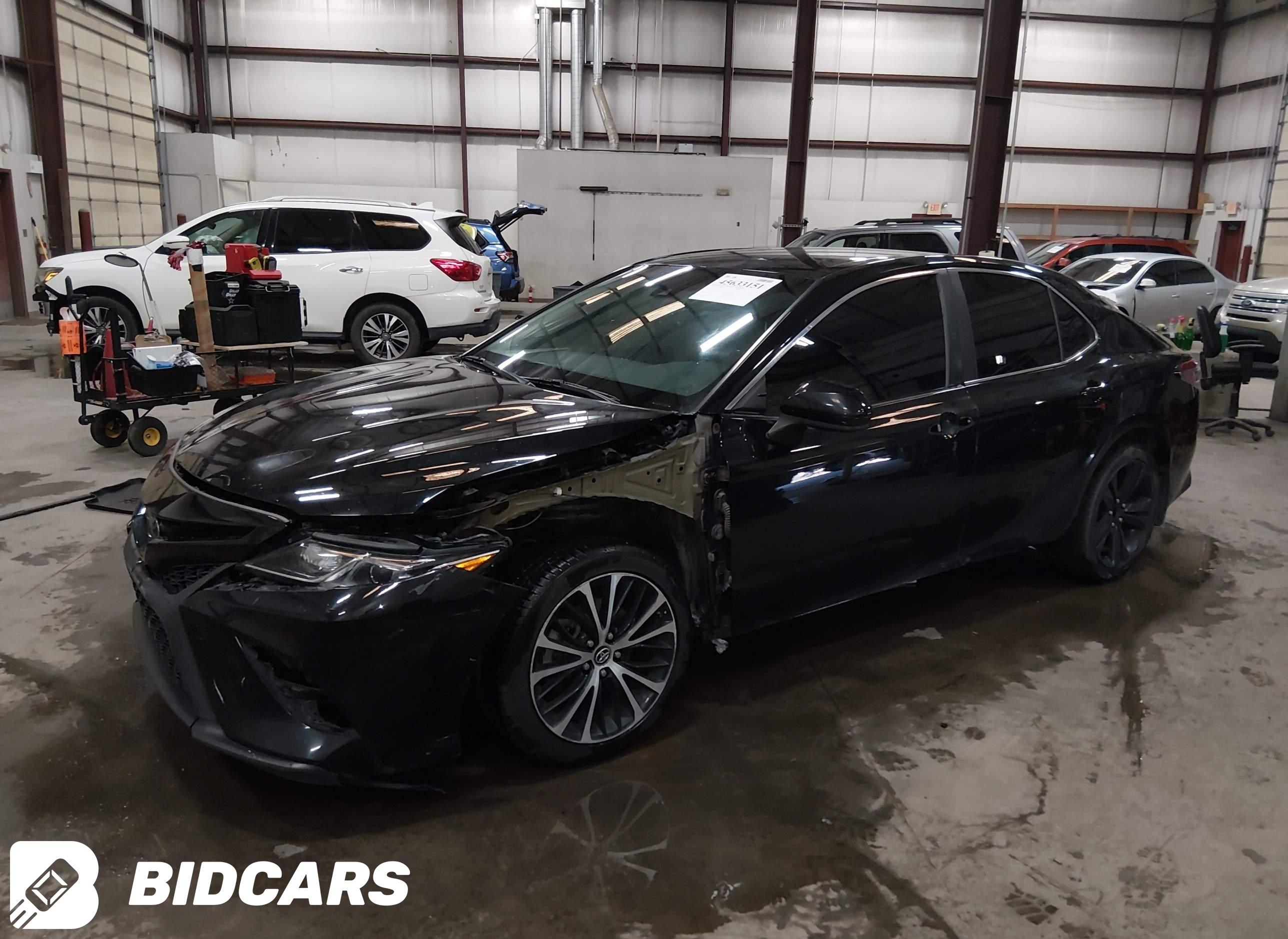 2018 Toyota Camry, SE