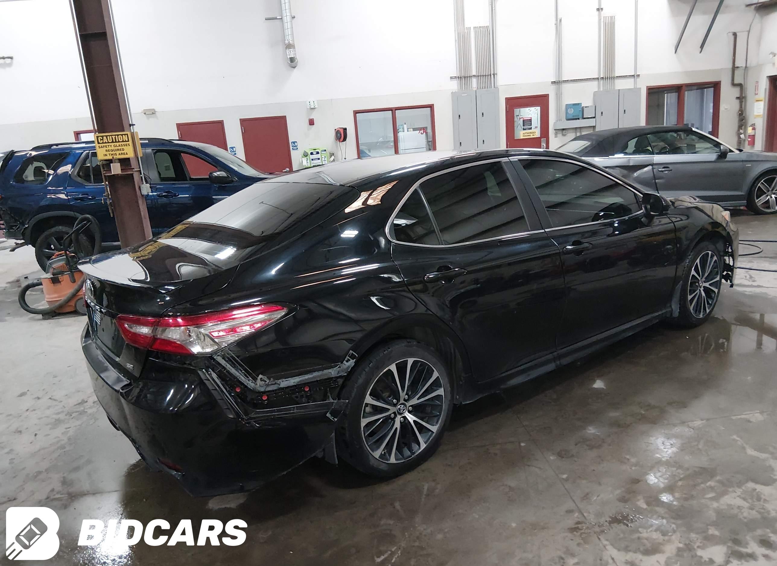 2018 Toyota Camry, SE