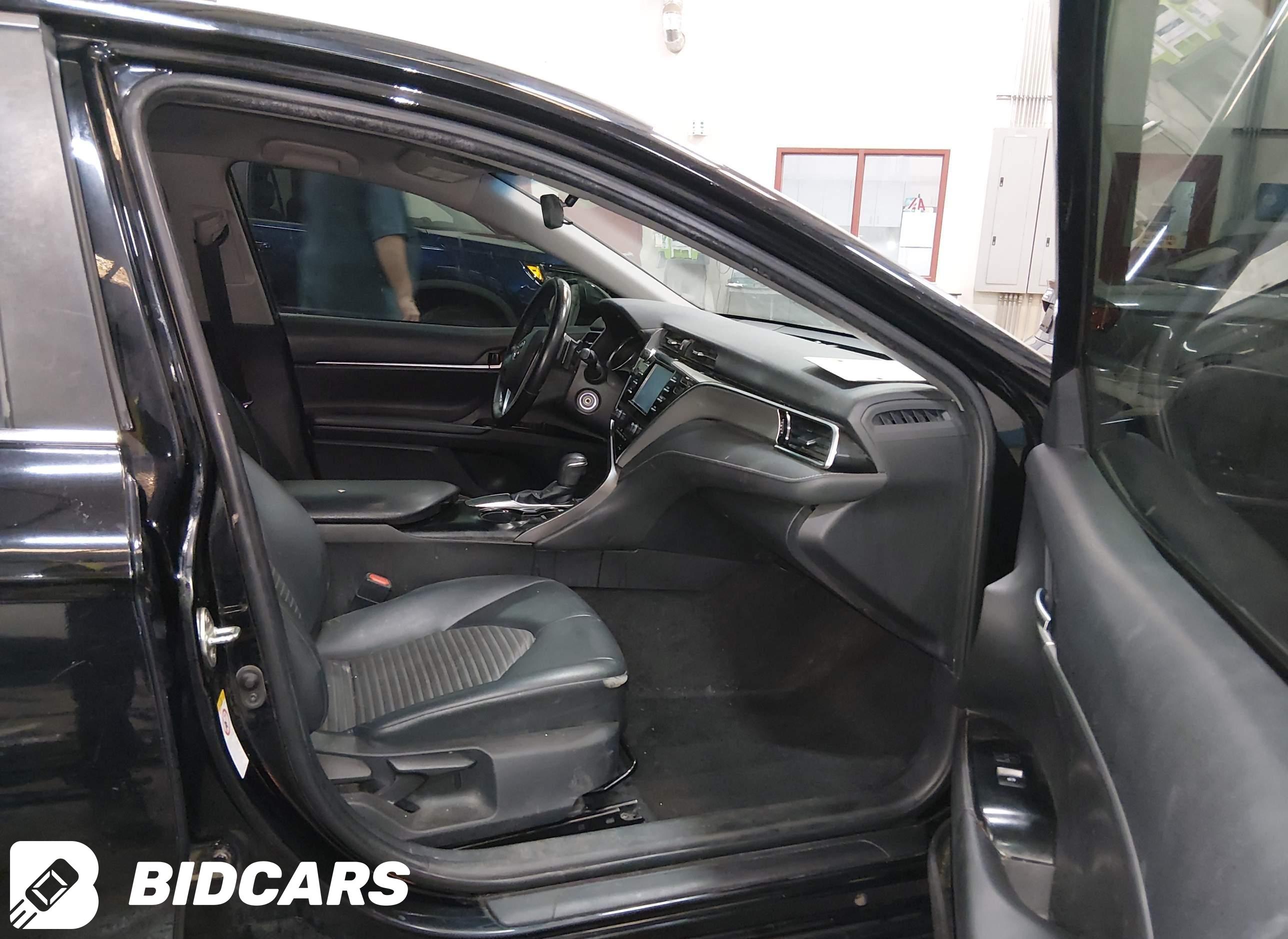 2018 Toyota Camry, SE