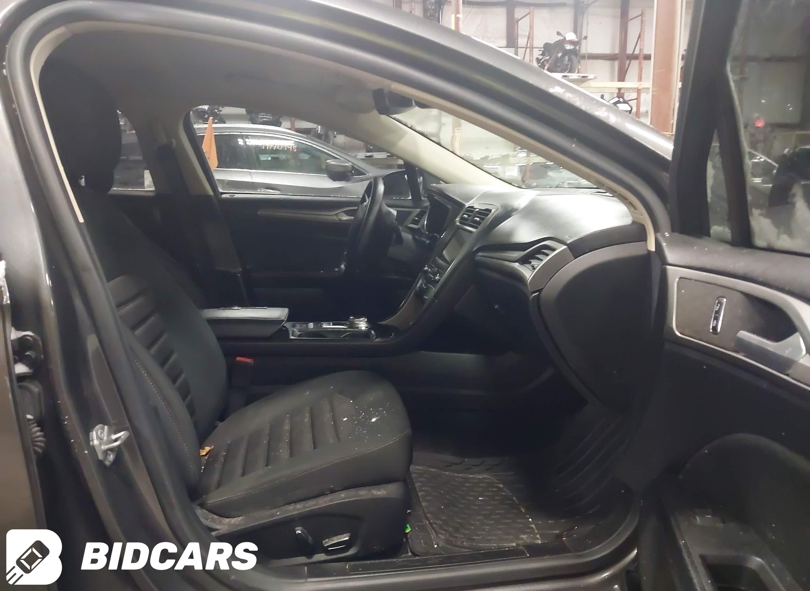 2019 Ford Fusion, Hybrid SE