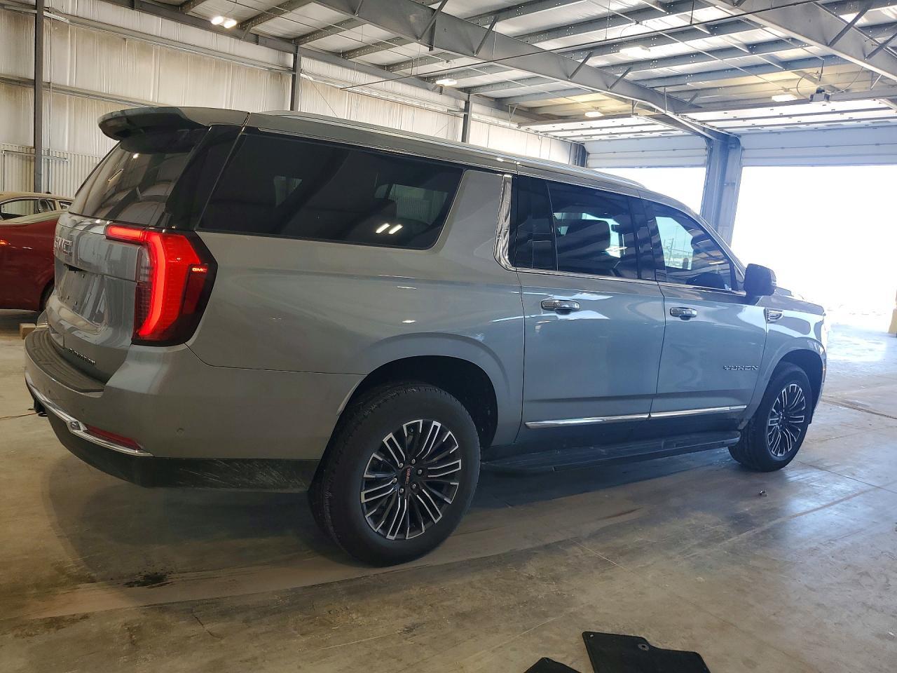 2025 GMC Yukon, Elevation
