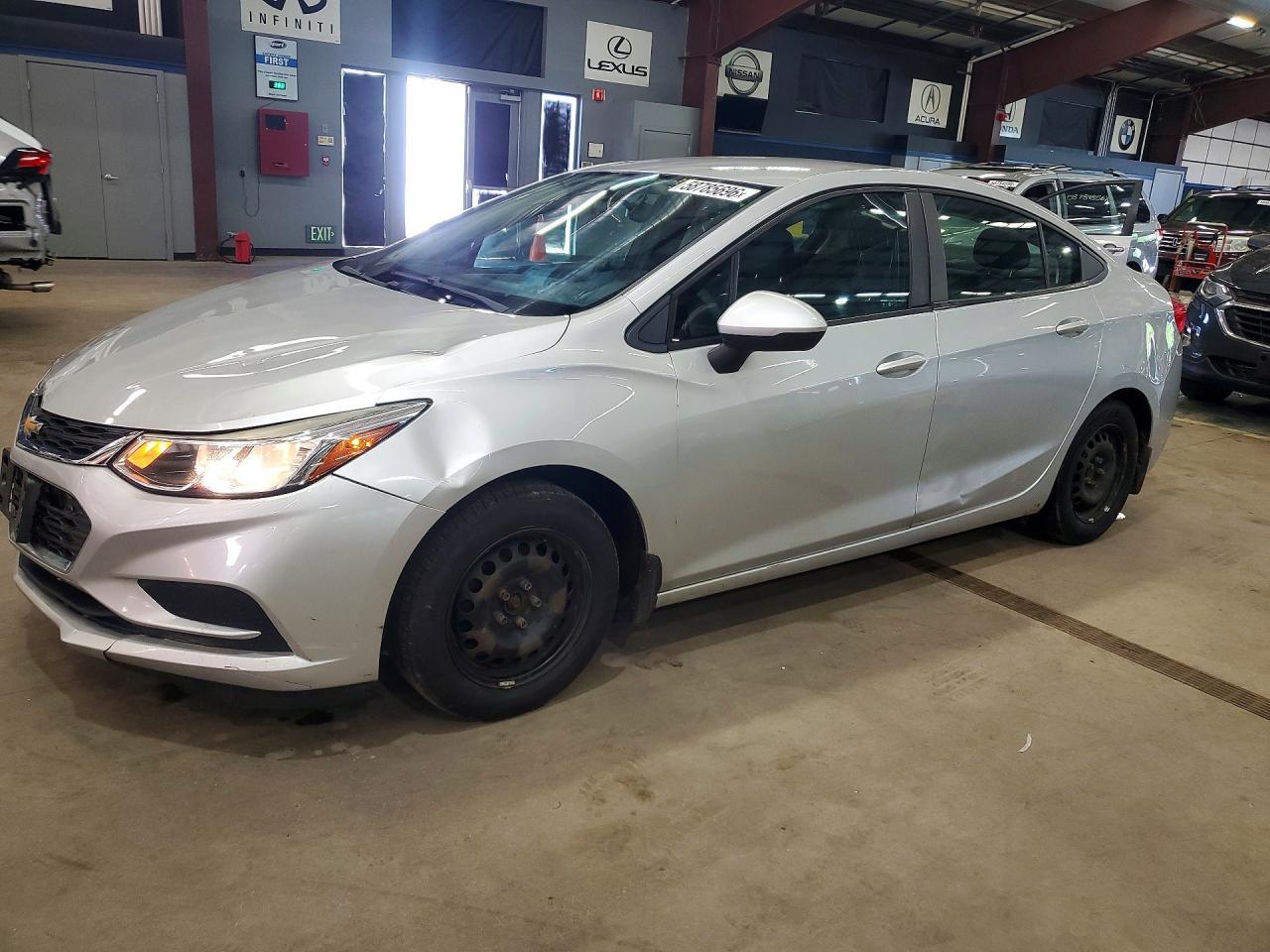 2017 Chevrolet Cruze, LS
