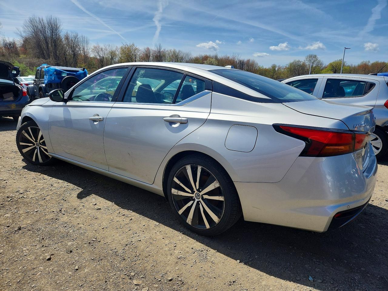 2020 Nissan Altima, SR