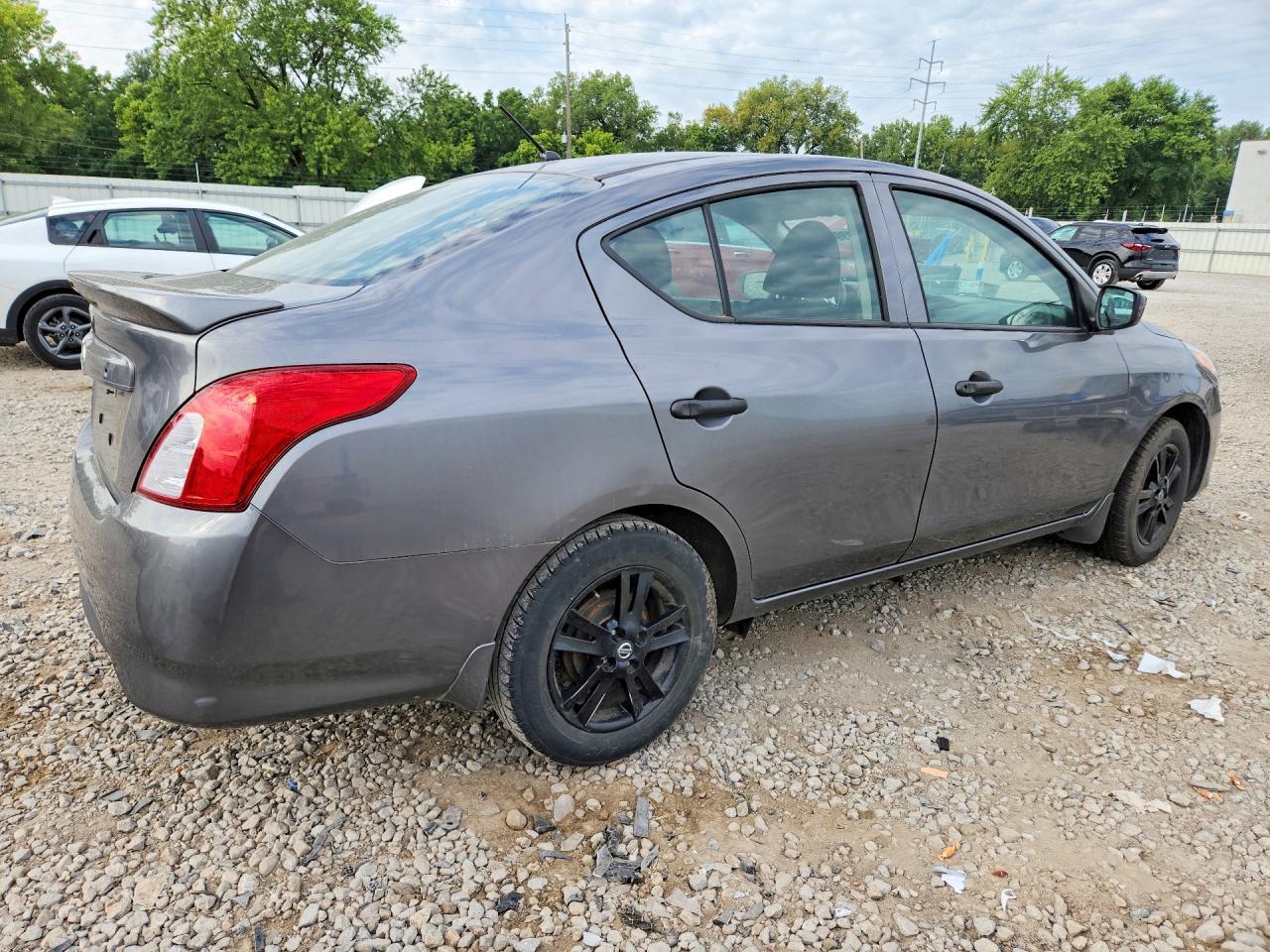 2019 Nissan Versa, S Plus