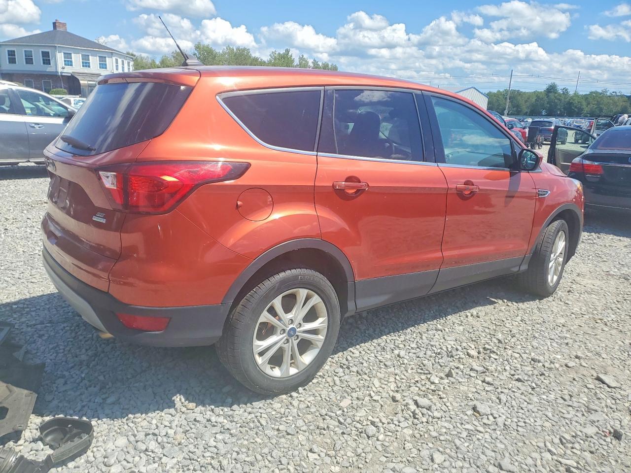 2019 Ford Escape, SE