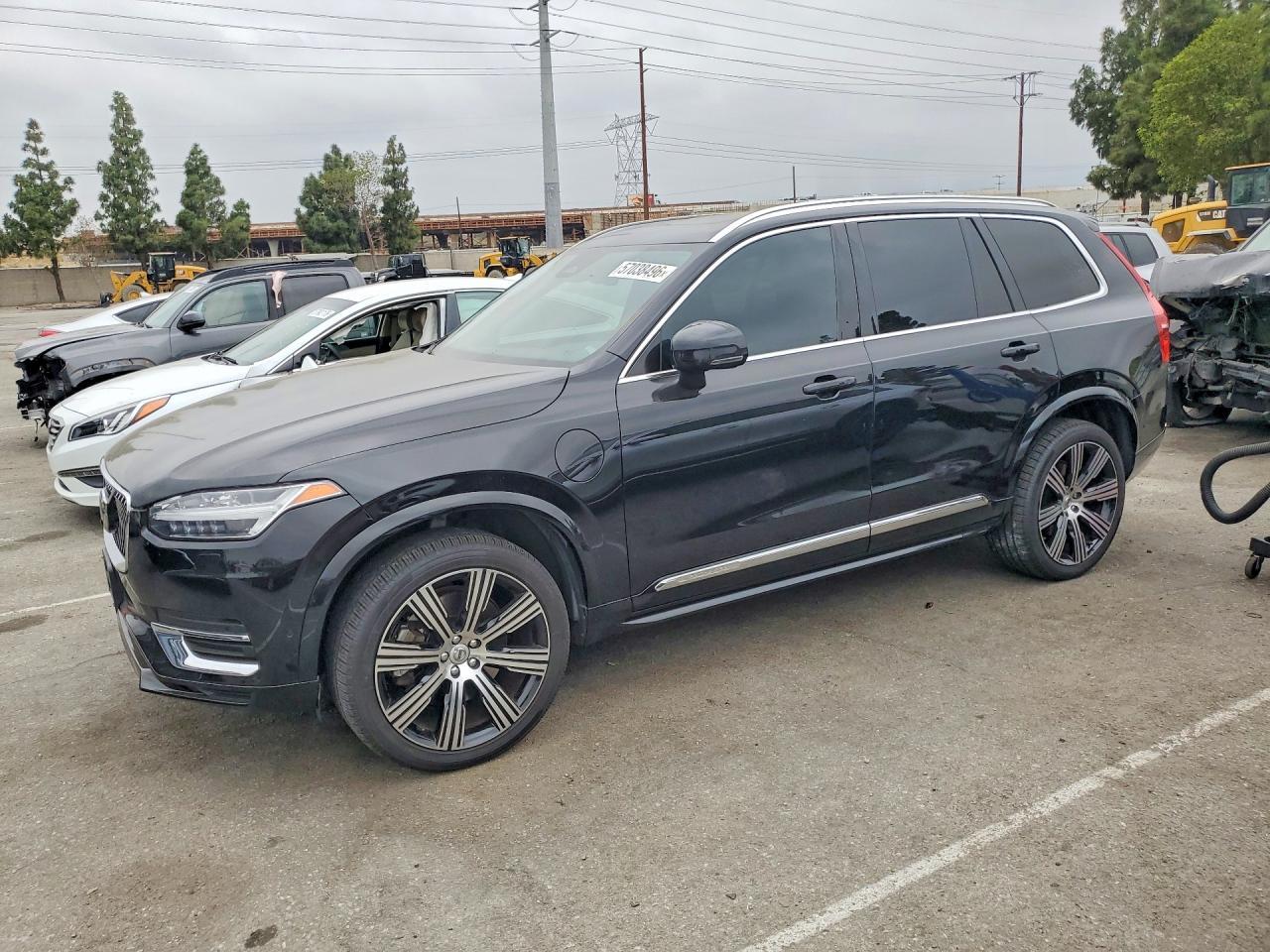 2023 Volvo XC90, Plus