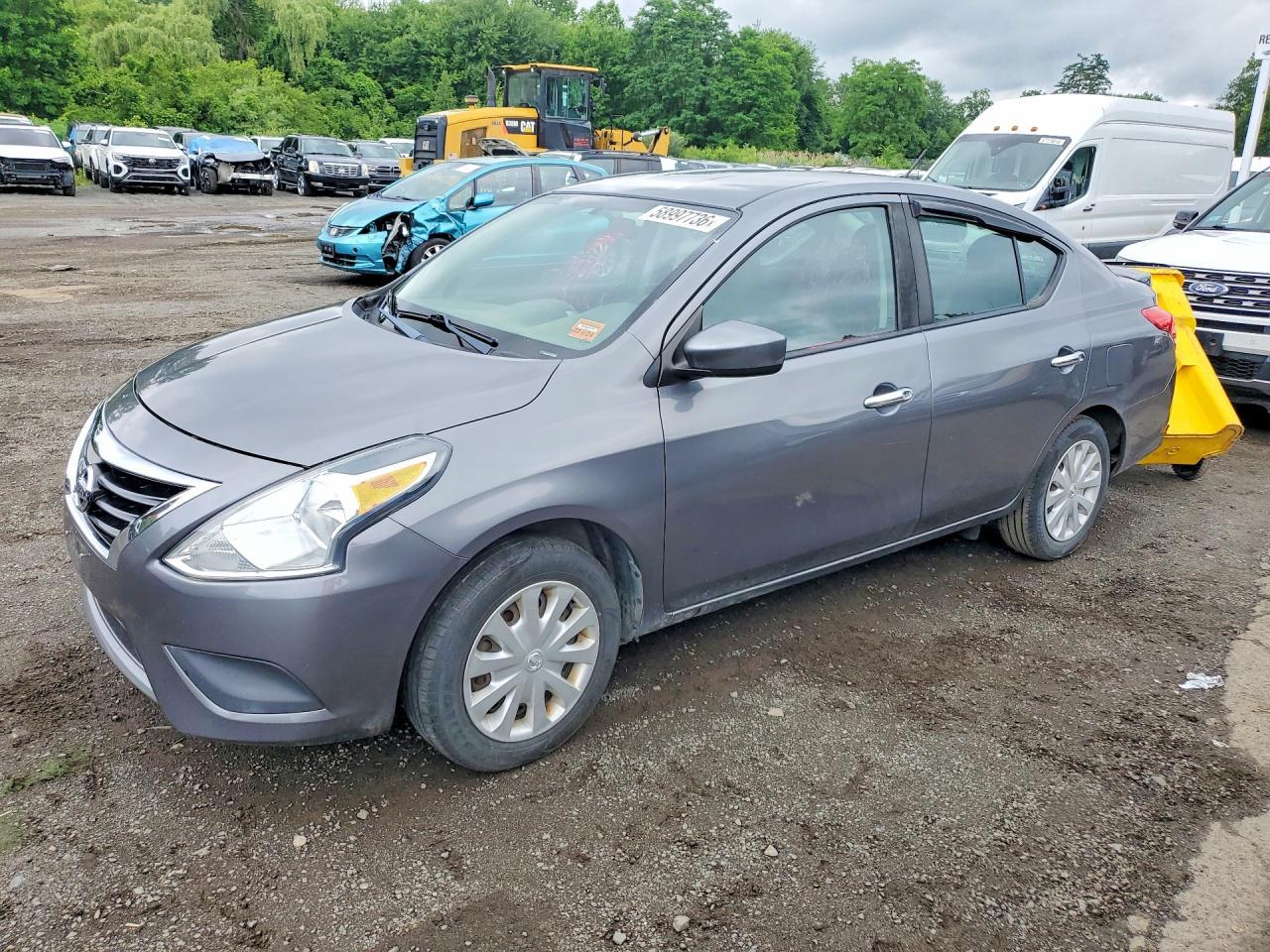 2017 Nissan Versa, 1.6 SV