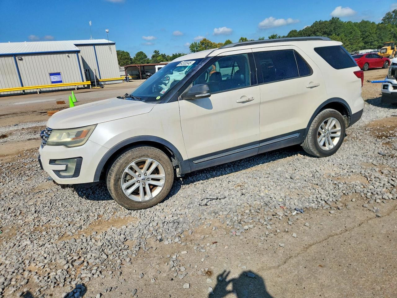 2016 Ford Explorer, Xlt