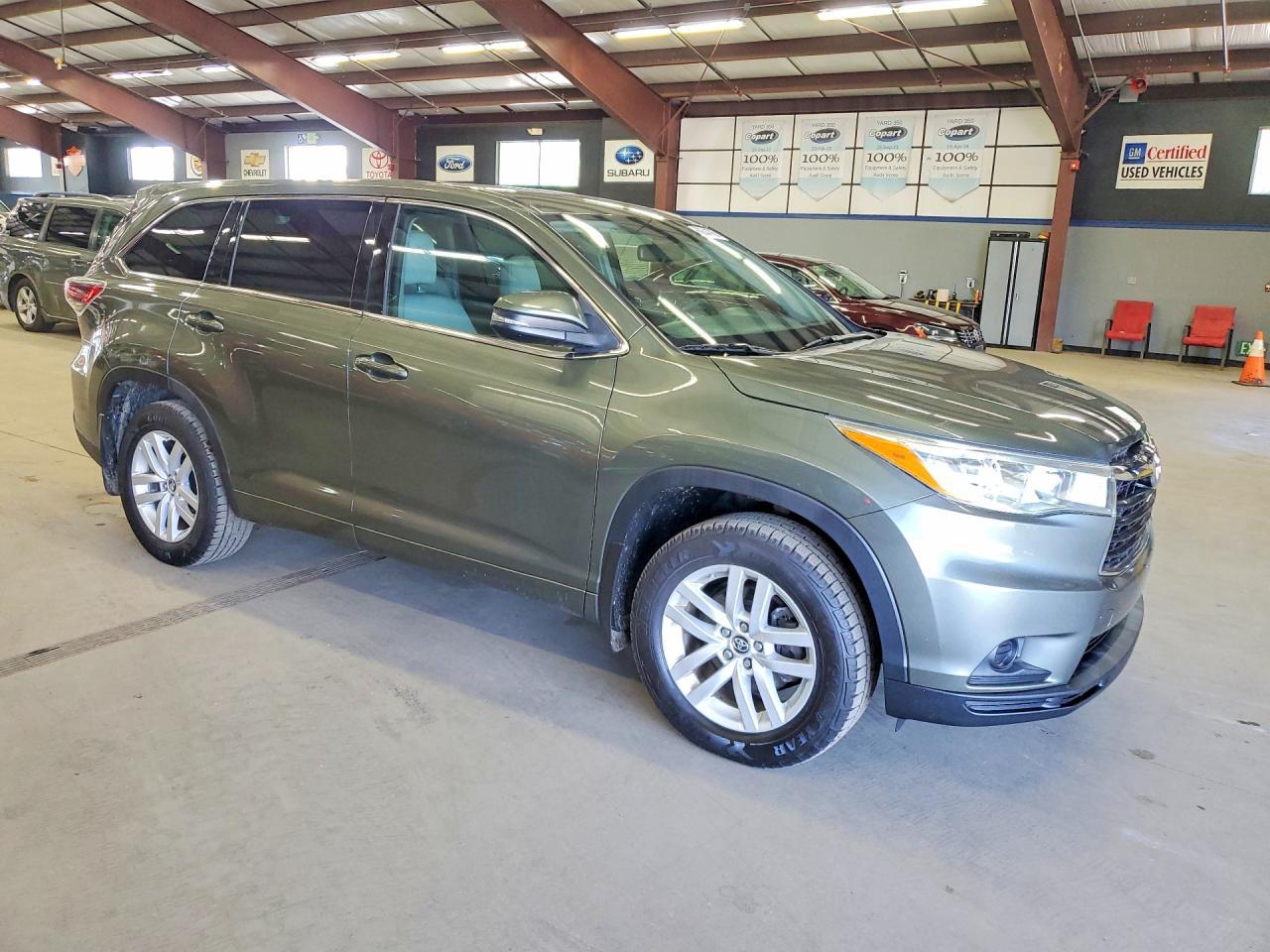 2016 Toyota Highlander, LE