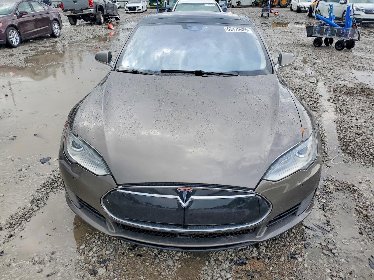 2015 Tesla MODEL S
