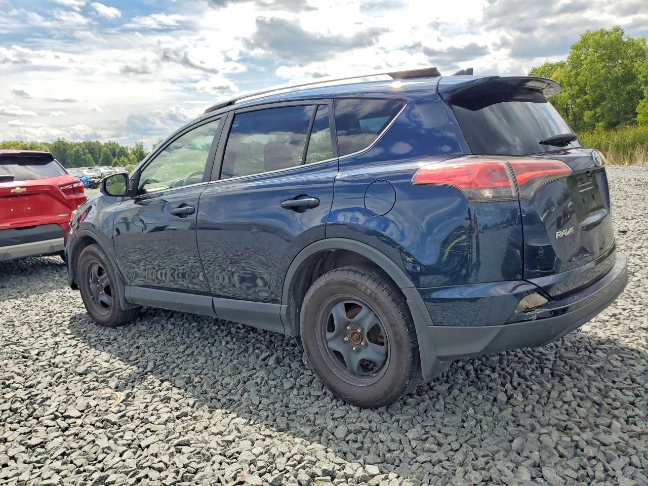 2018 Toyota RAV4, LE