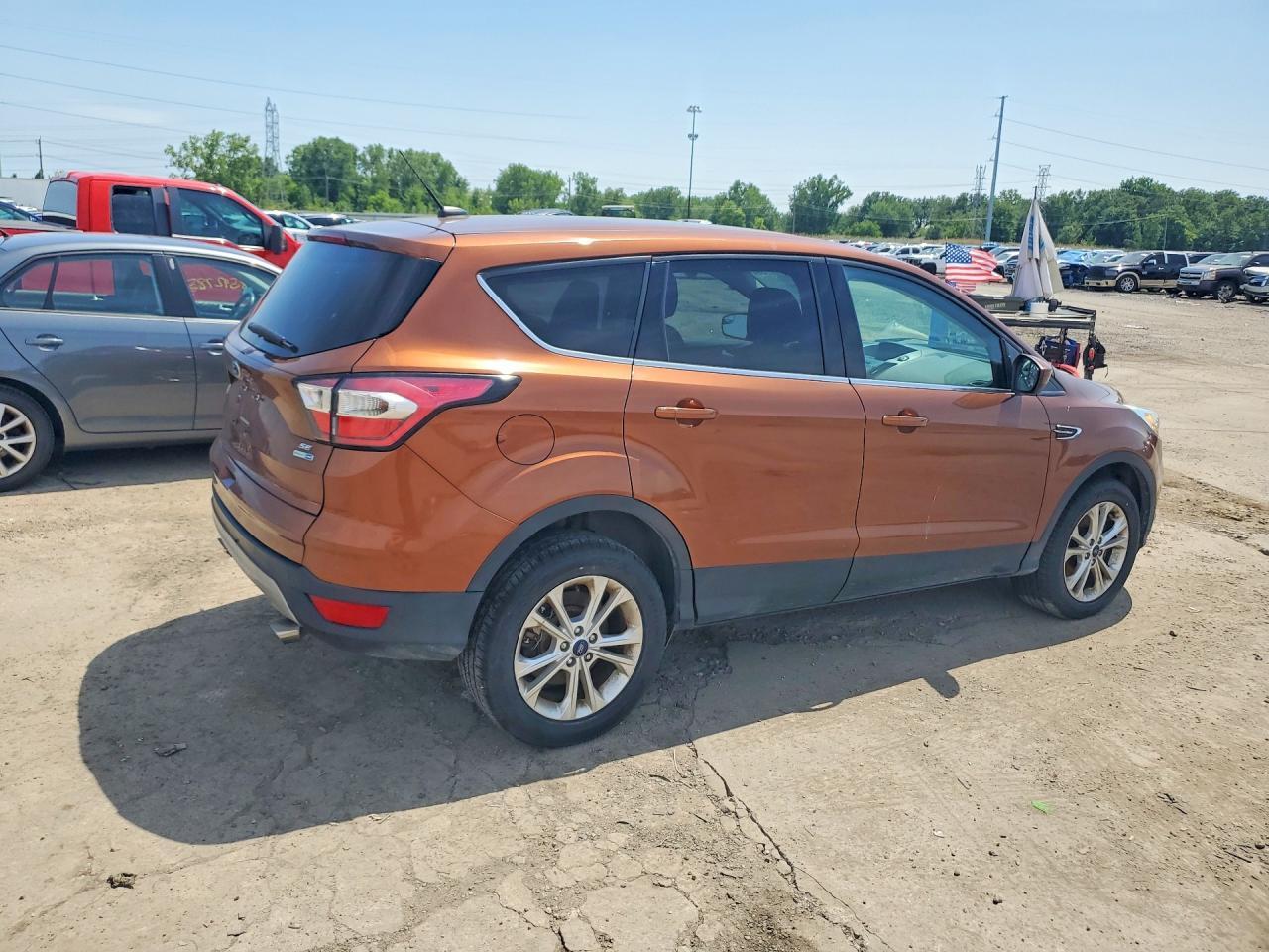 2017 Ford Escape, SE