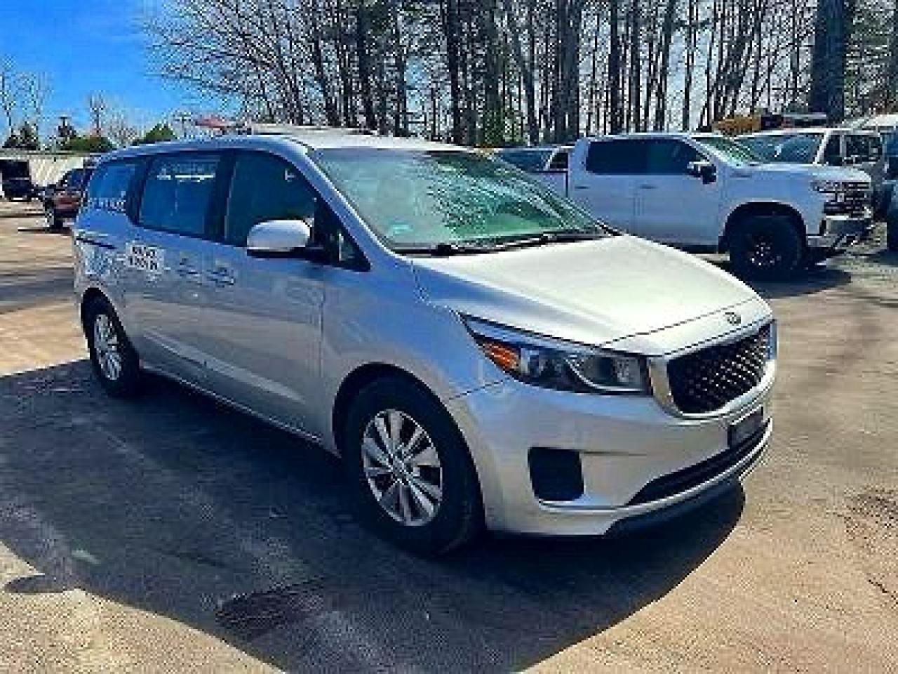 2018 KIA Sedona, L