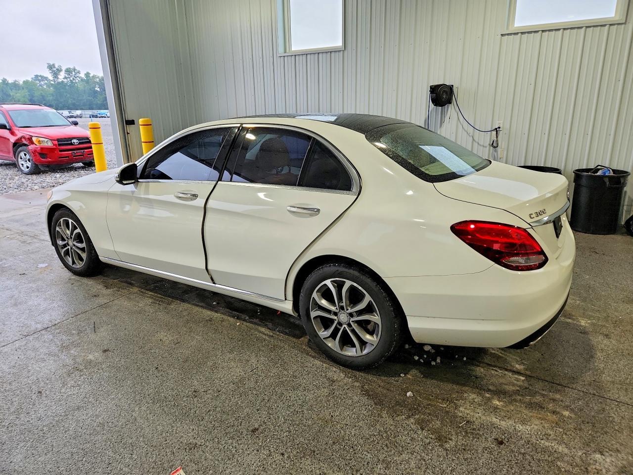 2016 Mercedes-Benz C-Class, 3...