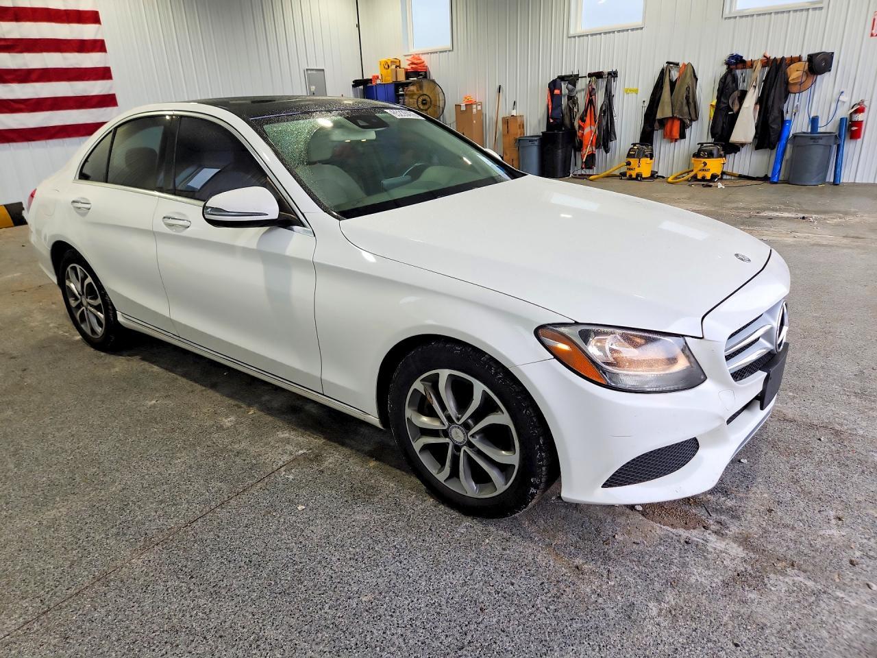 2016 Mercedes-Benz C-Class, 3...
