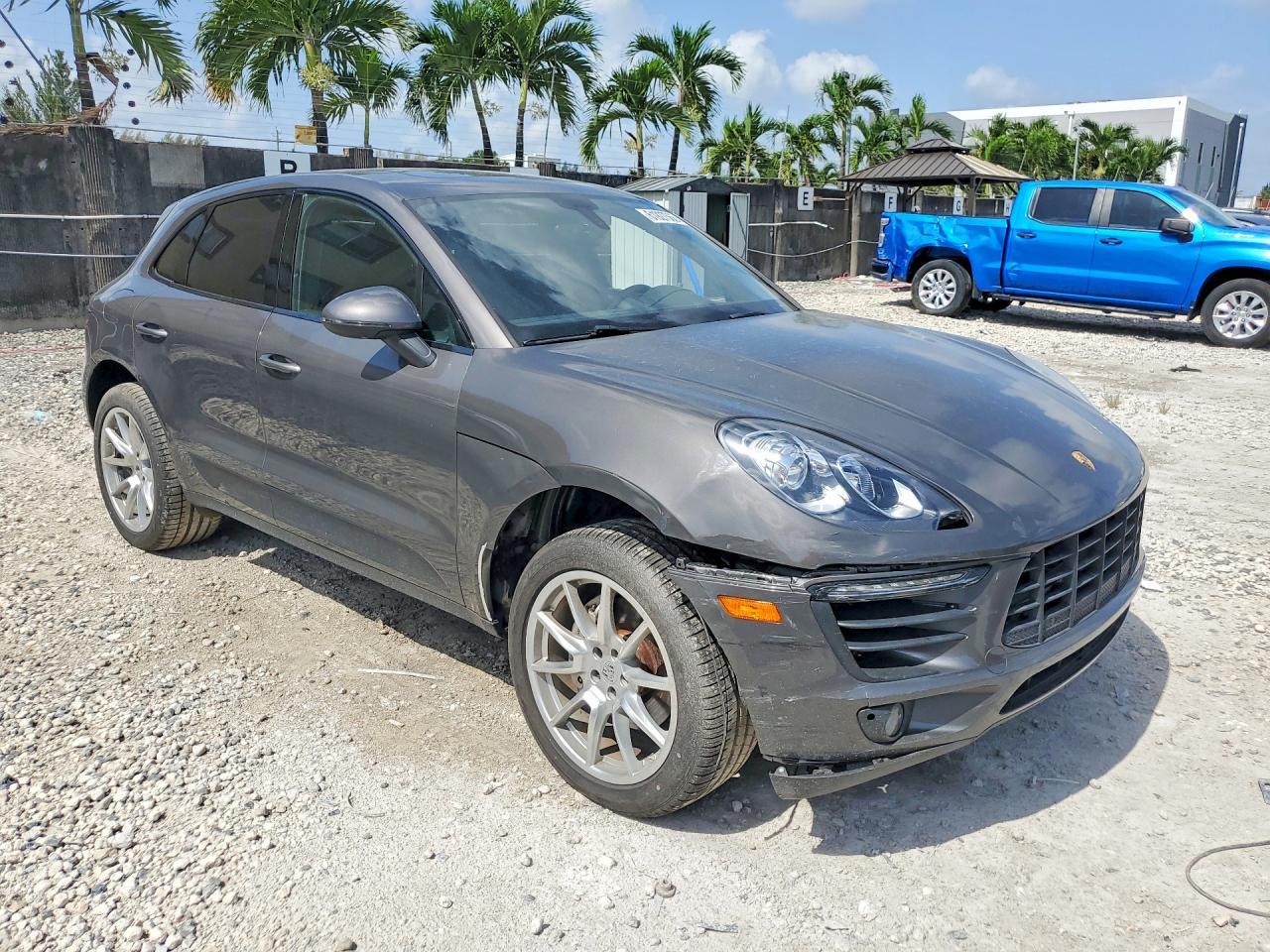 2016 Porsche Macan, S