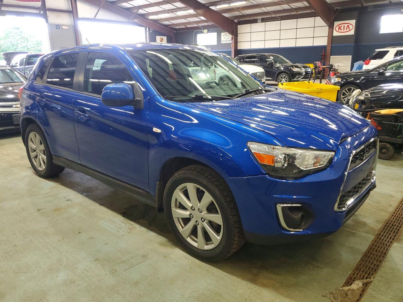 2015 Mitsubishi Outlander, ES