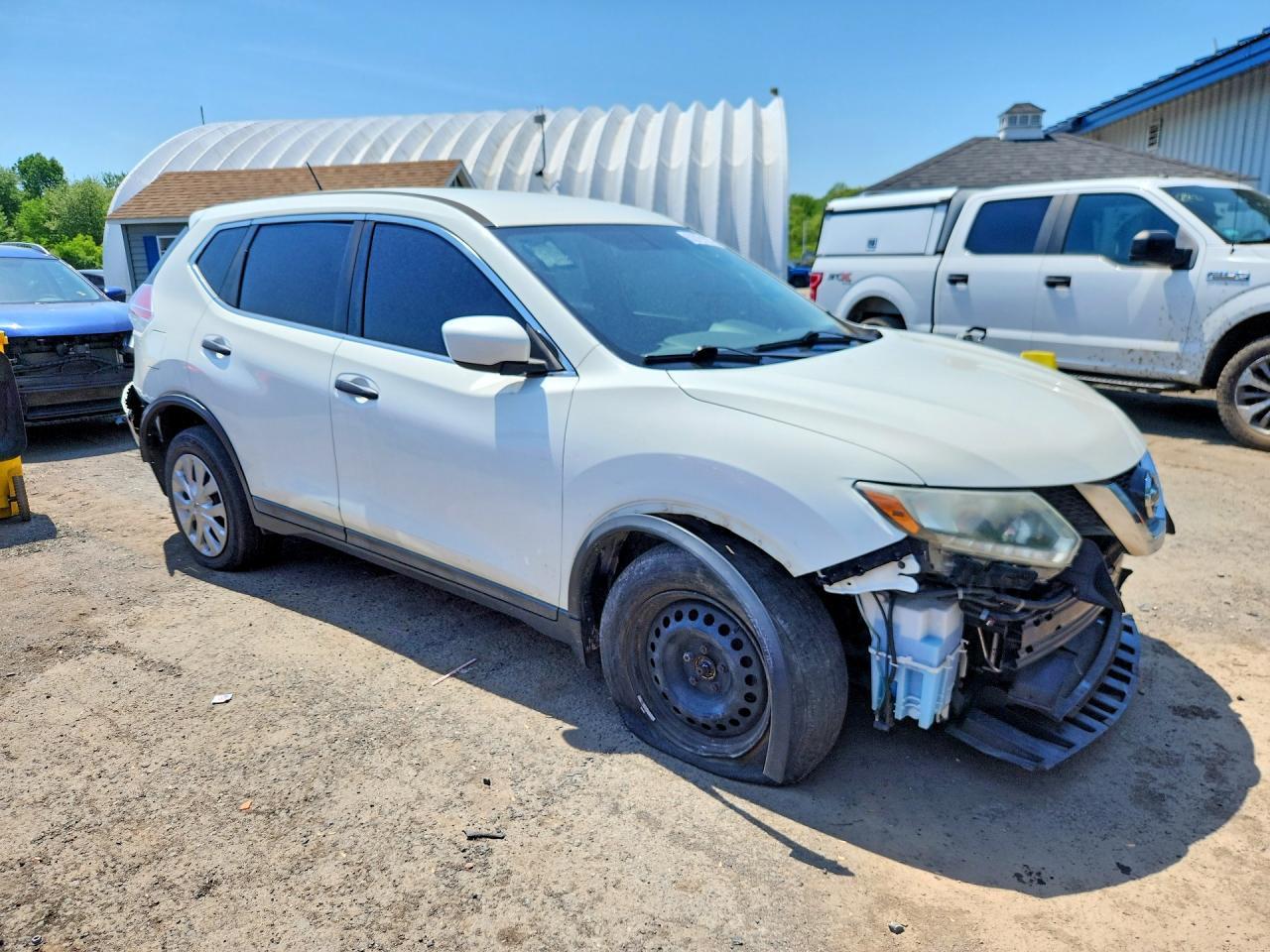 2016 Nissan Rogue, S