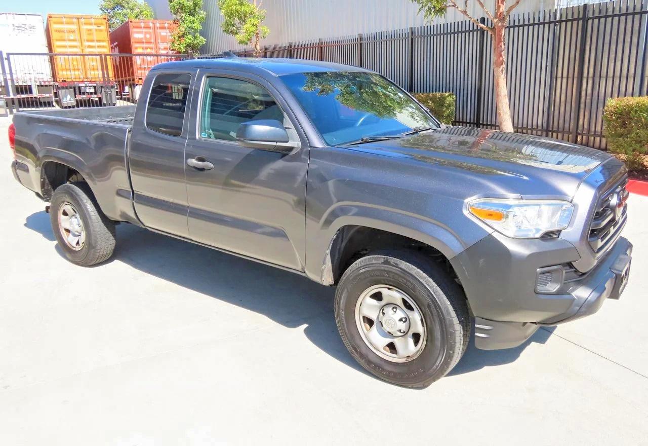 2019 Toyota Tacoma, SR
