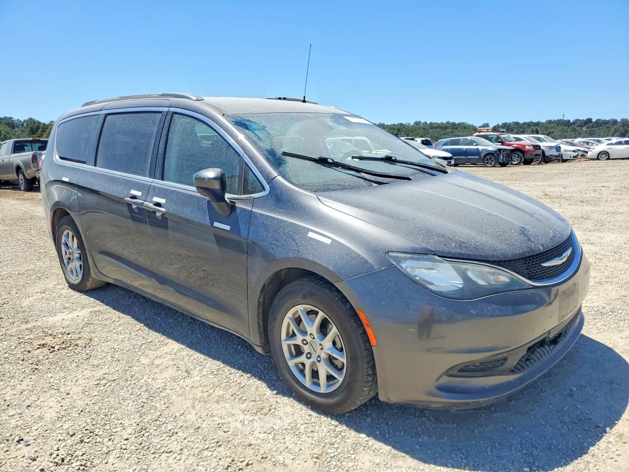 2021 Chrysler Voyager, Lxi