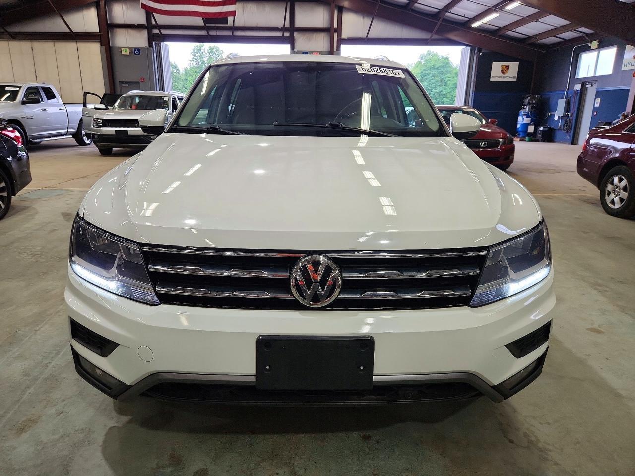 2019 Volkswagen Tiguan, SE