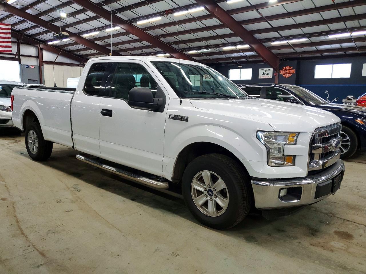 2016 Ford F-150, Super Cab