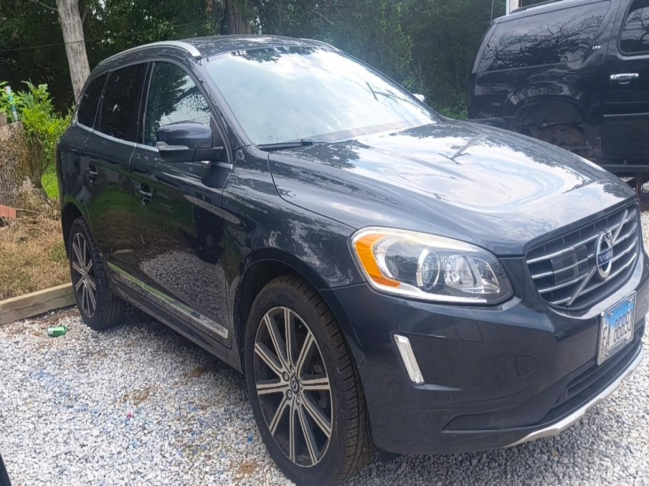 2015 Volvo XC60, Platinum (no...