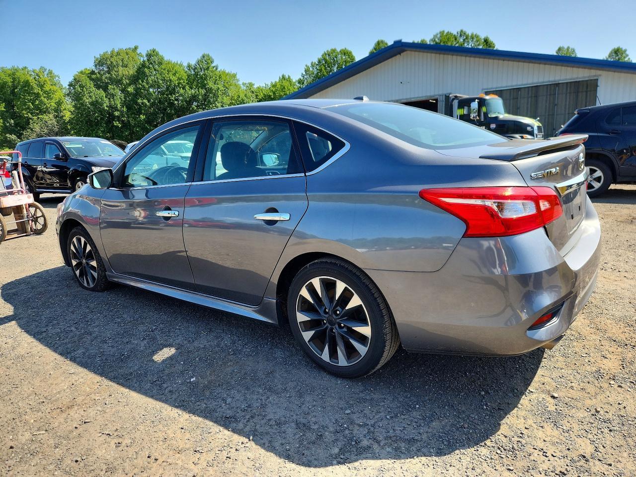 2019 Nissan Sentra, SR